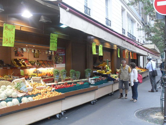 Typische Pariser Läden