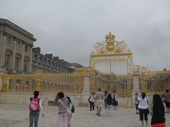 Noch einmal das goldene Eingangsportal