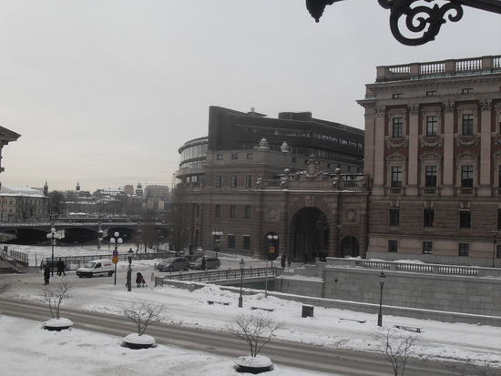 ... ein letzter Blick Richtung Helgeandsholmen ...