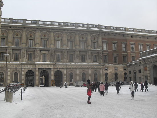 ... ehe wir den Vorplatz des königlichen Schlosses erreichten.