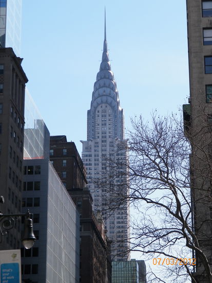 Eins höher als das Andere ;D