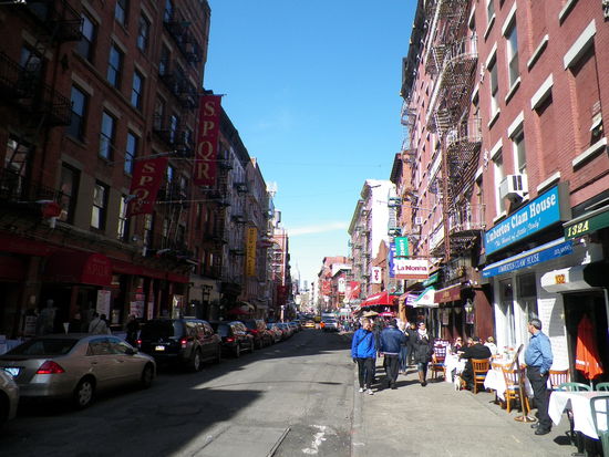 Hier in Little Italy mit zahlreichen kleinen Restaurants.