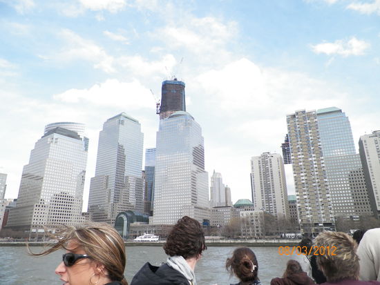 Die Fahrt geht los, übrigens wars megaschauklig, der Fahrer meinte, solch Wind ist sehr ungewöhnlich 