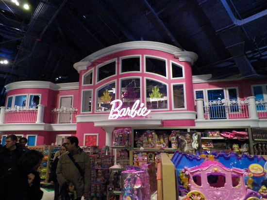 Ein begehbares Barbiehaus ...