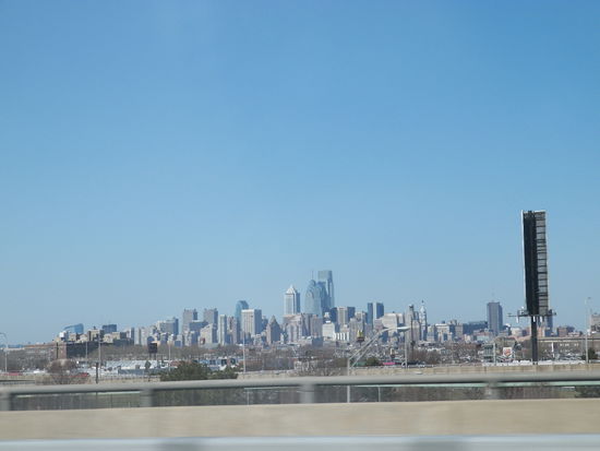 Philli´s Skyline, die Stadt schauen wir uns am Donnerstag an. 