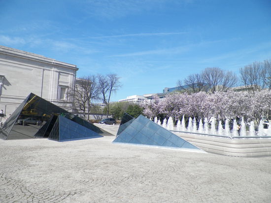 Sogar einen "Mini Louvre" gab es hier!