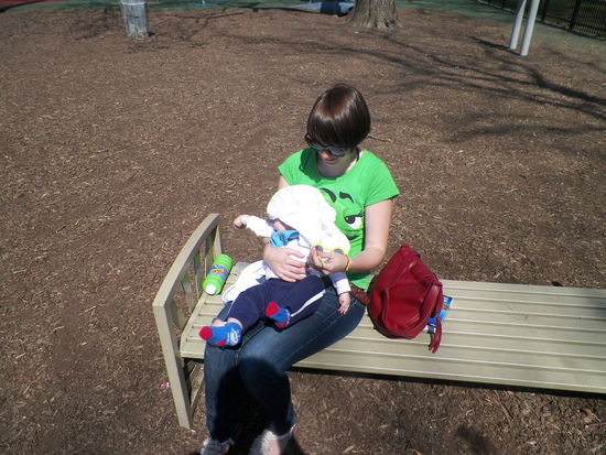 Doro kann gut mit Kindern ... 
Hier mit dem kleinen Ryan (noch nicht mal 1 Jahr alt)