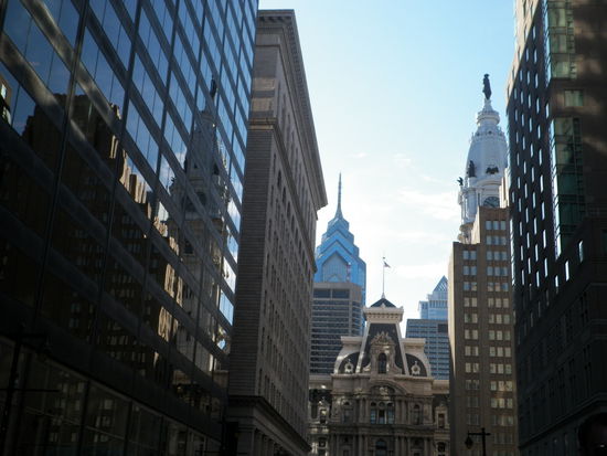 Abermals beeindruckende Häuserschluchten 