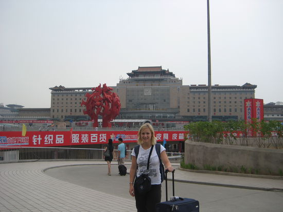 Beijing-West Railwaystation. Taegliche Passagierzahl: 250.000!!!