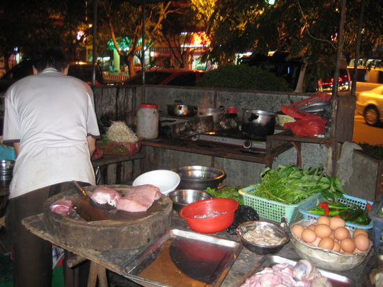 So isst das wahre China - und wir machens natuerlich auch...