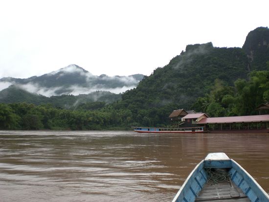 Auch hier zeigt sich Laos wieder von seiner schoensten Seite...die Landschaft ist atemberaubend!