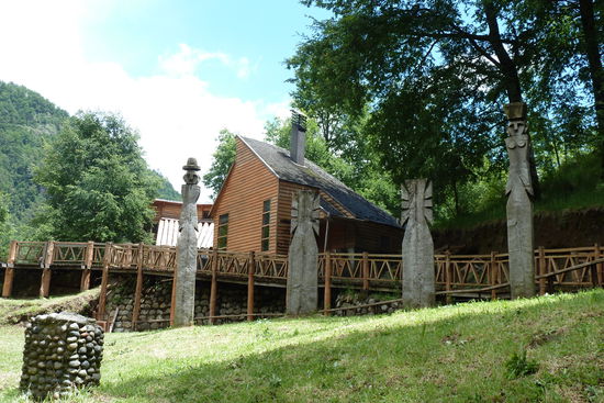 Pucon - Das Mapuche Museum in Curarrehue