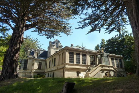 Punta Arenas  -  Das Braun-Menendez Museum, das uns Einblicke gewährt hat, wie die Reichen dieser Region Ende des 19. Jahrhunderts gelebt haben - sehr Räume wirkten sehr authentisch.