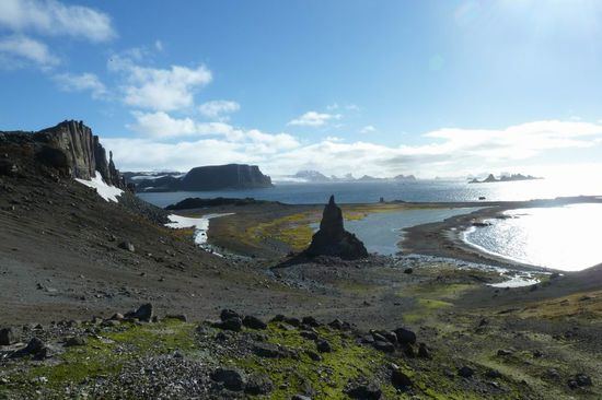Süd Shetland Island - Barrientos Insel - Ein ausgedehnter Spaziergang brachte uns immer Eindrücke der Insel