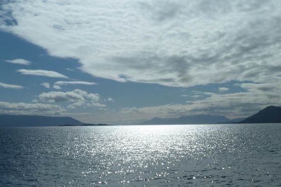 Süd Shetland Island - Wir verlassen nun die Antarktis. Land rückt in weitere Ferne......
