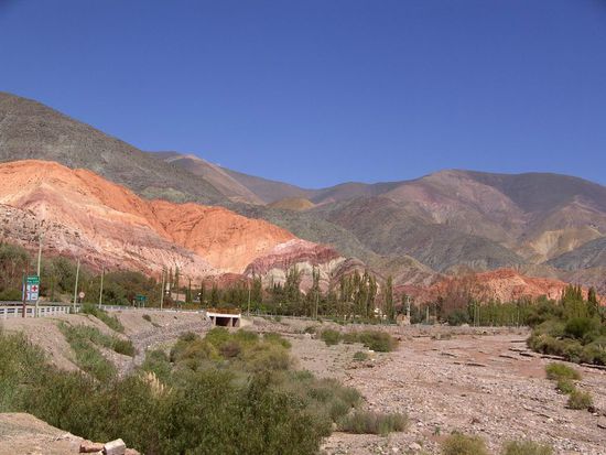 Salta - 1. Ausflugstag zu den Bergen der 7 Farben