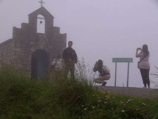 Salta - 4. Ausflugstag - Cachi - ..anfangs war noch Nebel in luftiger Höhe...