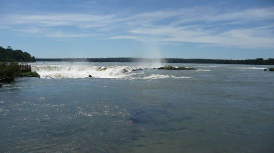 Iguazu 1. Tag - Das Teufelsloch ist schon in Sicht....