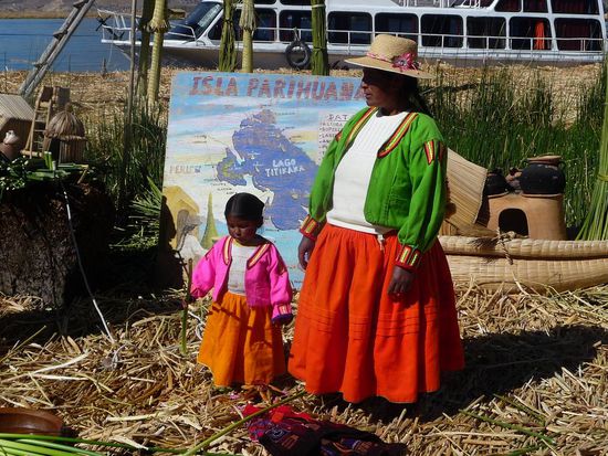 Bolivien - Schilfinsel auf dem Titicacasee