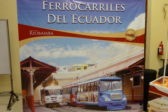 Riobamba - von hier aus laesst sich der hoechste Berg Ecuadors, der Chimborazo besteigen, oder einfach mit dem Zug zur Teufelsnase