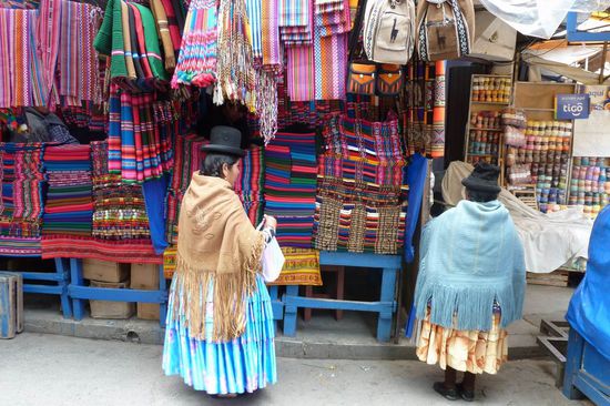 La Paz - Die Auswahl an gewebten Stoffen ist immens gross