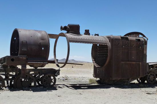 Uyuni - Eisenbahnfriedhof - So rosten sie still vor sich hin