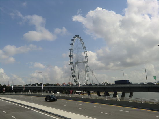Singapur Flyer (165m hoch)