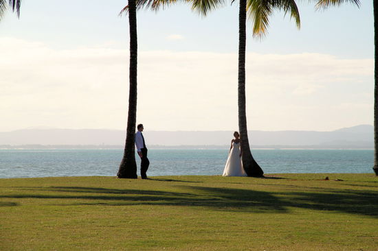 Natürlich wussten auch die Hochzeitpaare die Fototauglichkeit dieser Location zu nutzen. Lizzy war ein bisschen neidisch auf dieses schöne Hochzeitsfoto.
(Lizzy) Oh, wenn ich es nur gewusst hätte!!! Naja, beim nächsten Mal! ;O)