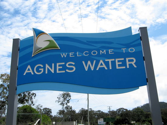 Das Foto hab ich extra für meine Tante gemacht! 
(Lizzy) Viele Grüße auch von mir!