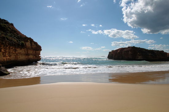 Ein kleiner einsamer Strand an der Bay of Martyrs.