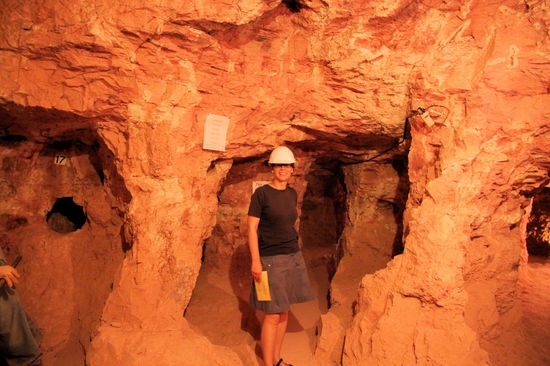 Wir mussten Helme tragen, da die Gänge teilweise sehr niedrig waren.