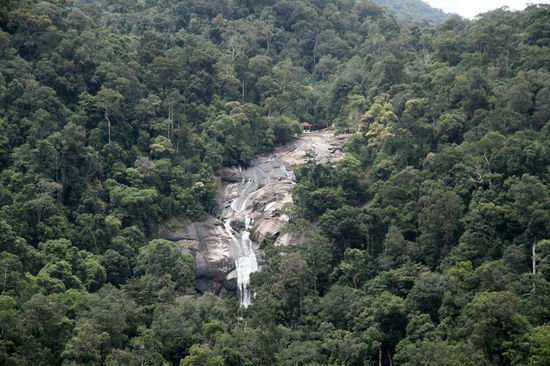 Wir konnten aus der Gondel die Pools und den Wasserfall vom Vortag aus der Vogelperspektive sehen.