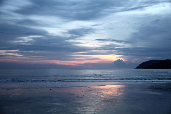 Sonnenuntergang an "unserem" Strand!