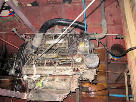 Der große Motor unseres Bootes.