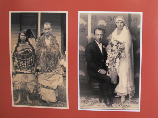 Wir besuchten auch das Museum. Es ist zwar nur ein Raum, aber es ist umsonst (Spende erbeten) und daher recht nett. Interessant fand ich dieses Fotos eines tonganisch-neuseeländischen Pärchens, das in den 1930er Jahren tonganisch-traditionell und westlich geheiratet hat.