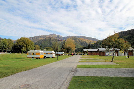 Unser sehr schöner (frisch sanierter) Campingplatz in Arrowtown (in der Nähe von Queenstown). Man war umgeben von einem beeindruckenden Bergpanorama.