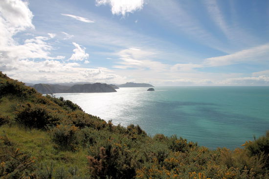 Auf dem Rückweg zum Campingplatz gab es schöne Ausblicke auf die Küstenlandschaft.
