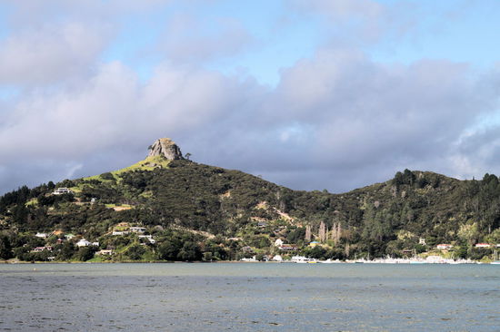 Tolle Felsformationen (vulkanische Schlotfüllungen) in der Nähe von Totara North.