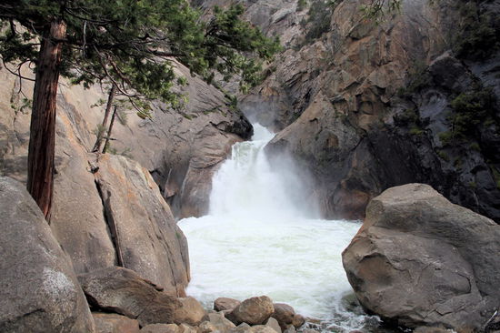 Die beschaulichen Roaring River Falls.