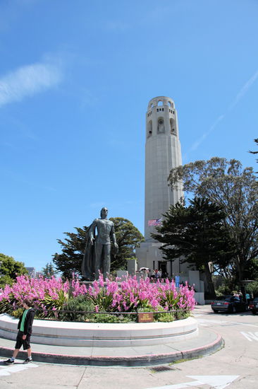 Der Coit Tower auf dem Telegraph Hill.