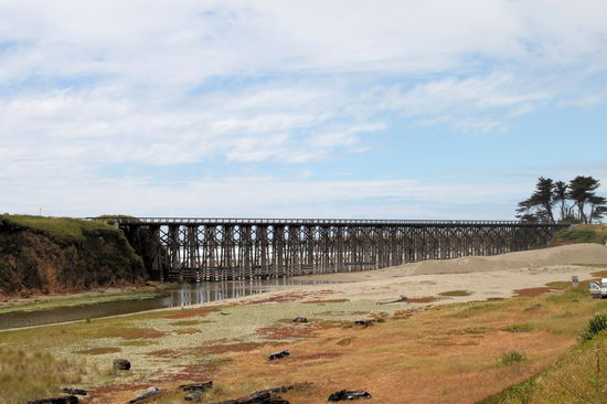 Hübsche Brücke in Fort Bragg.