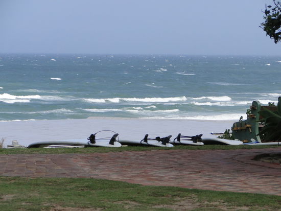 jeffreysbaai - island vibe