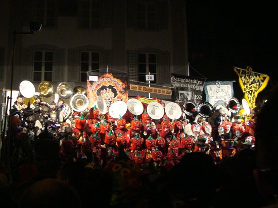 luzern - monsterkonzert aller emmer-guggenmusigen