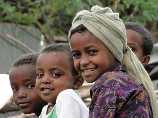 ...kinder spielten mit uns fussball und hatten offensichtlich spass dabei!