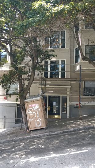 sf - naja, dieses tixi klo wird wohl auch ziemlich schnell voll sein