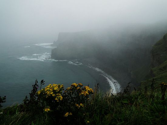 die kliffen von mohor (bild ist bearbeitet, man sah praktisch nichts)