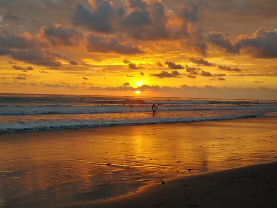 golden hour - strand von dominical (ohne filter)