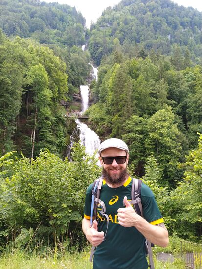 als homage für die sportlichen erfolge, habe ich in meinen wanderferien die shirts meiner mannschaften mit stolz getragen: springboks - rugby weltmeister (giessbachfälle)