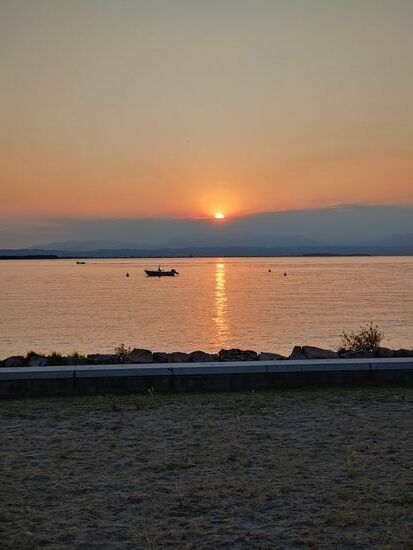 lecker sonnenuntergang am gardasee