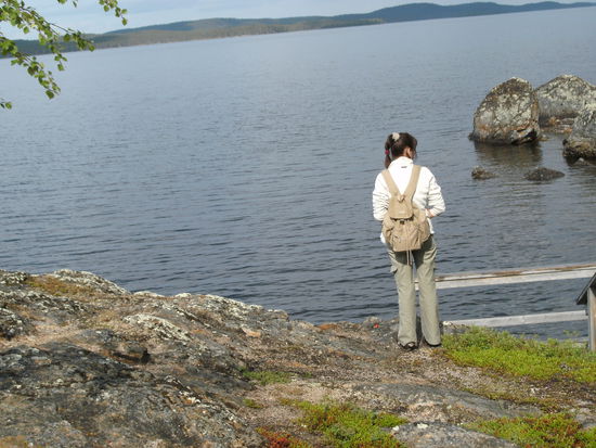 Blick über den Inari von der Insel Ukko